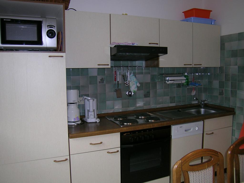 Apartamento Haus Ortner Russbach am Pass Gschütt Exterior foto